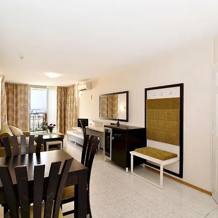 Хотел нона 3*