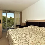 Nona Hotel