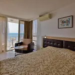 Nona Hotel 3*