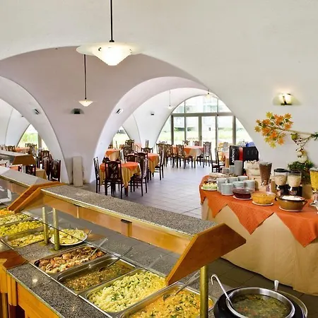 Nona Hotel 3*