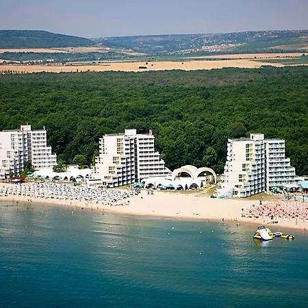 Nona 3*